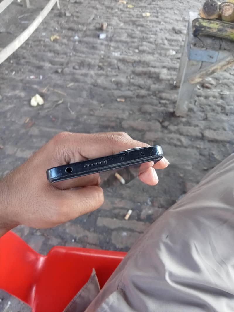 Xiaomi Redmi Note 12 Pro 3