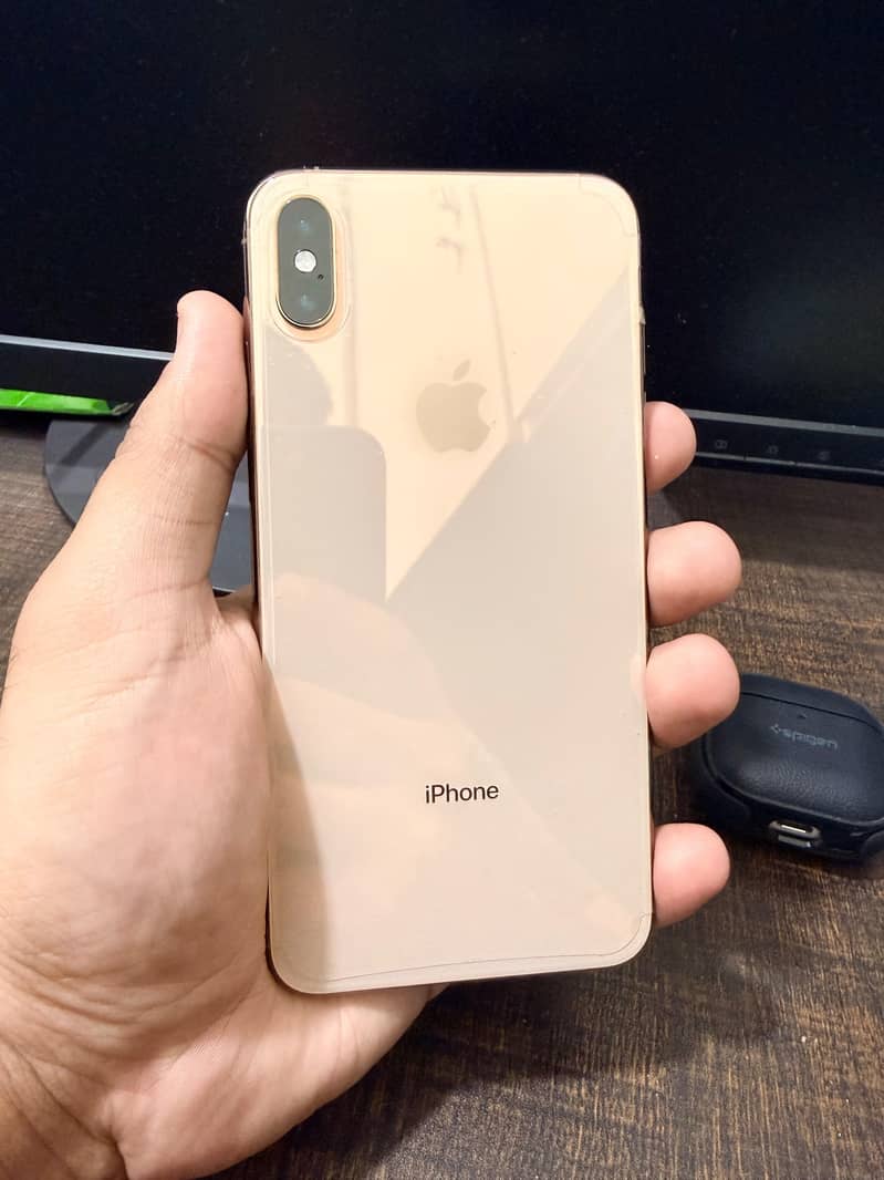 Apple iPhone XS Max 0