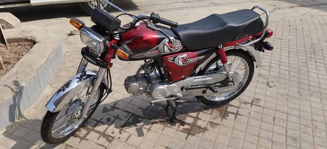 Honda CD 70 2026 only 1800 km used