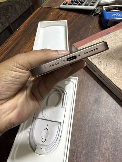 Apple iPhone 16 Pro Max