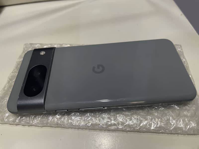 Google Pixel 8 2