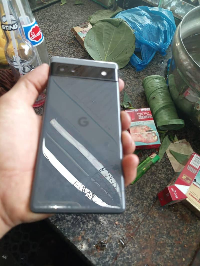 Google Pixel 6a 1
