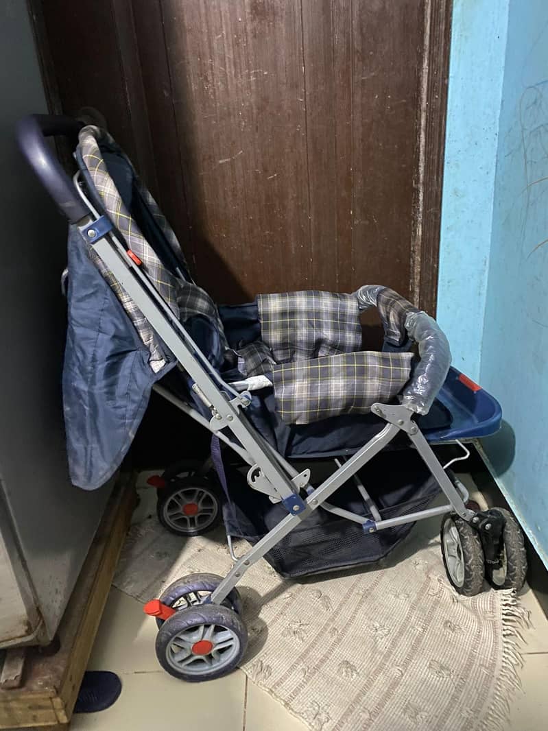 stroller 5