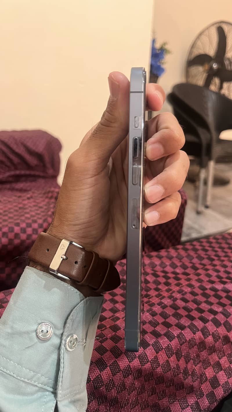 Apple iPhone 13 Pro Max 7