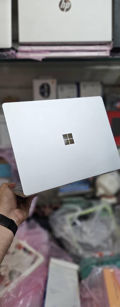 Microsoft Surface Laptop Go 2 Core i5 11th Gen 16gb 256gb