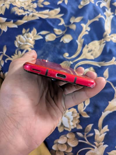 AQUOS R3