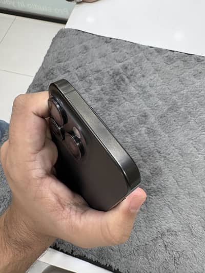 Apple iPhone 15 Pro