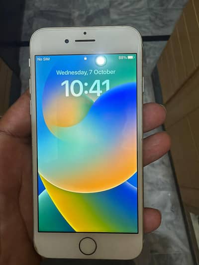 Apple iPhone 8