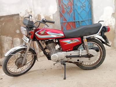Honda CG 125 2015 Model