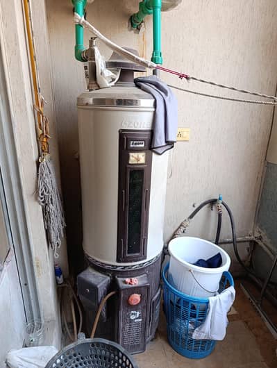 35 Gallon Dual Electric & Gas Geyser – Powerful & Efficient