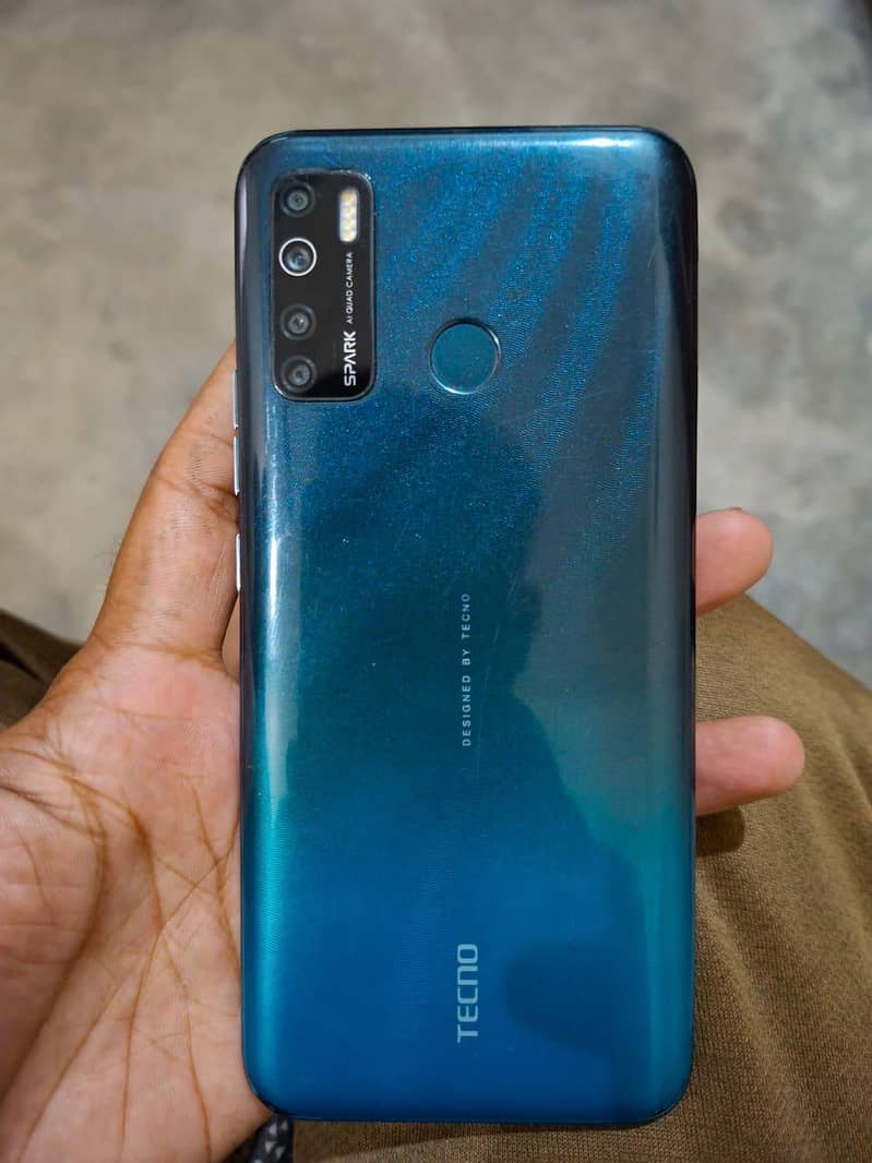 Tecno Spark 5 Pro 0