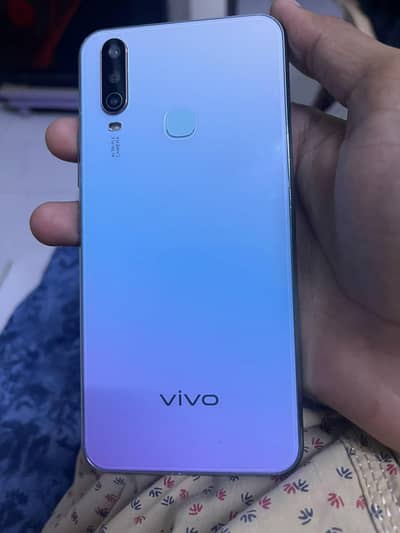 Vivo Y17
