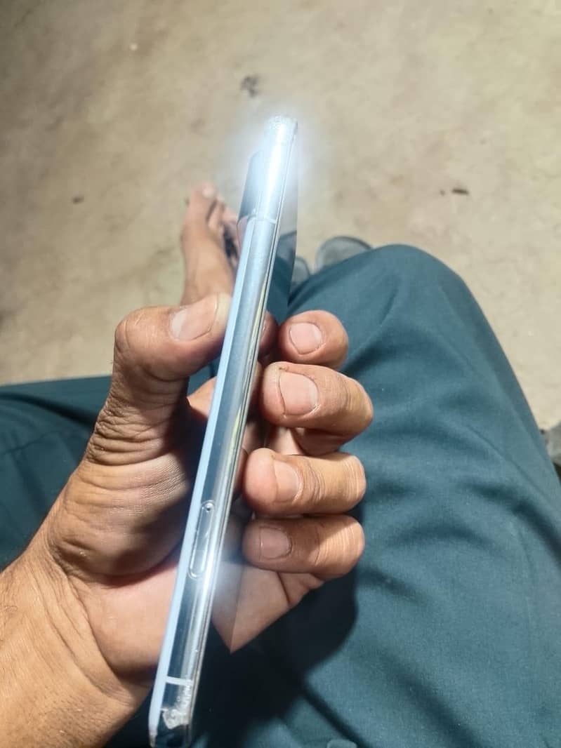 Google Pixel 8 Pro 3
