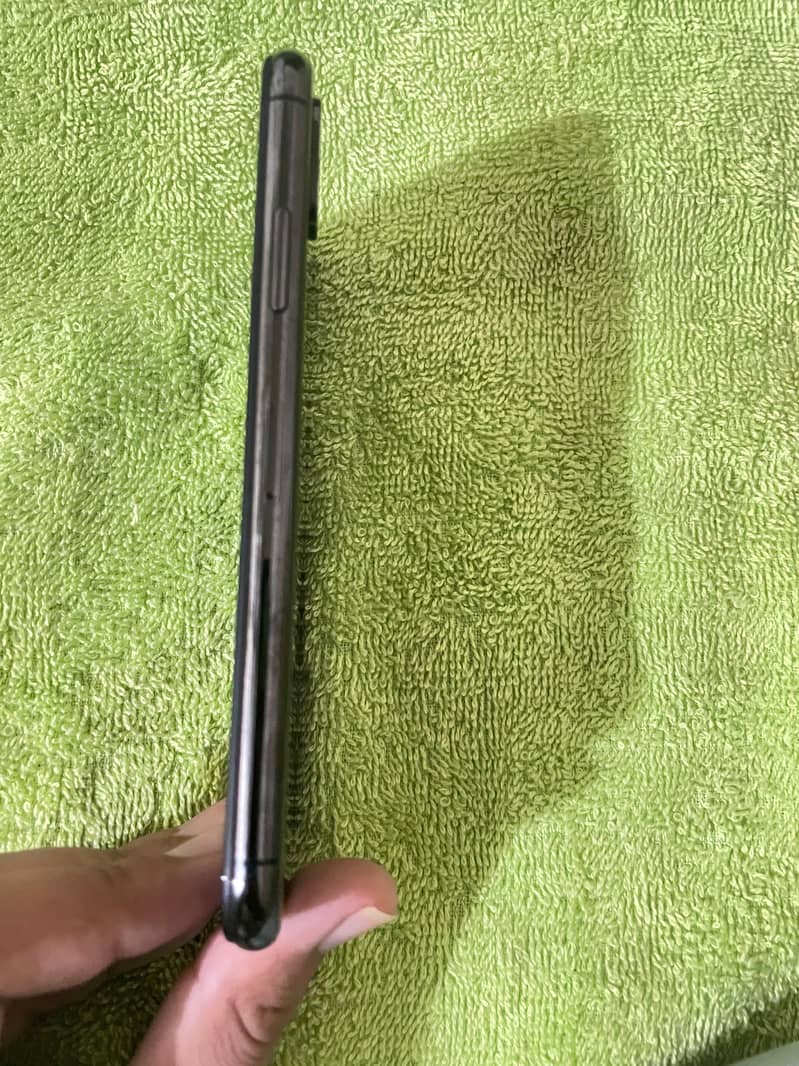 Apple iPhone XS 8