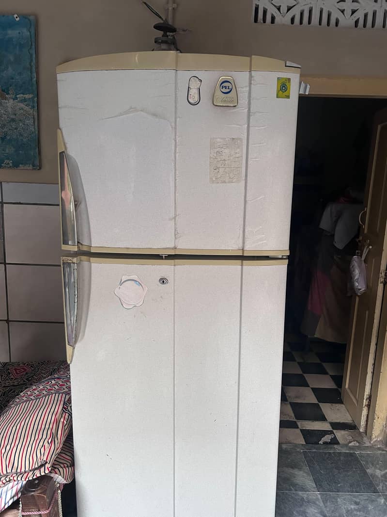 refrigerator 0