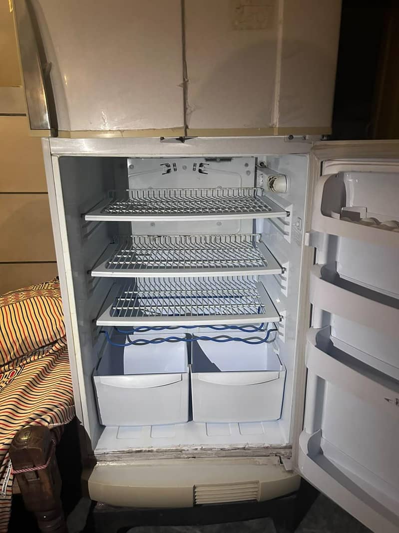 refrigerator 9