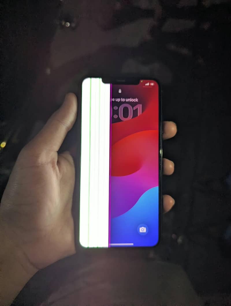 Apple iPhone 11 Pro Max 0