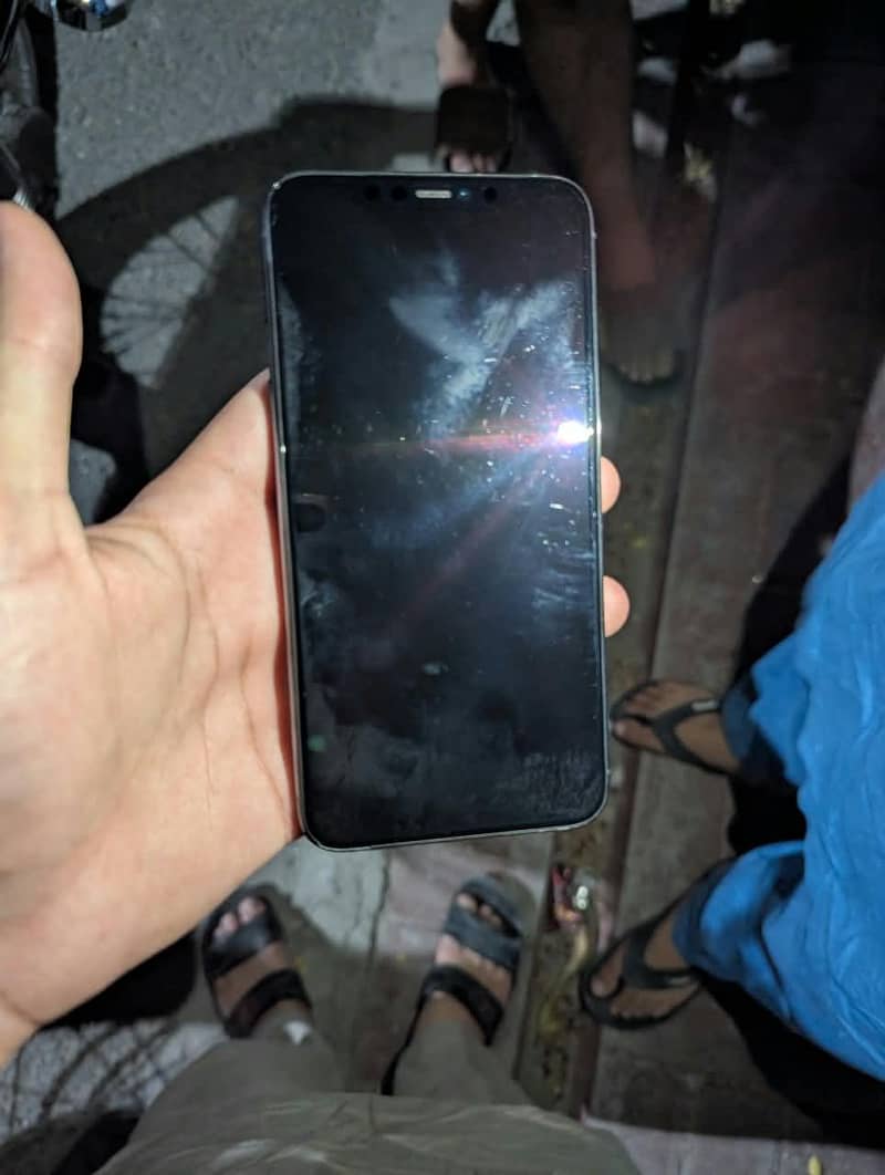 Apple iPhone 11 Pro Max 1