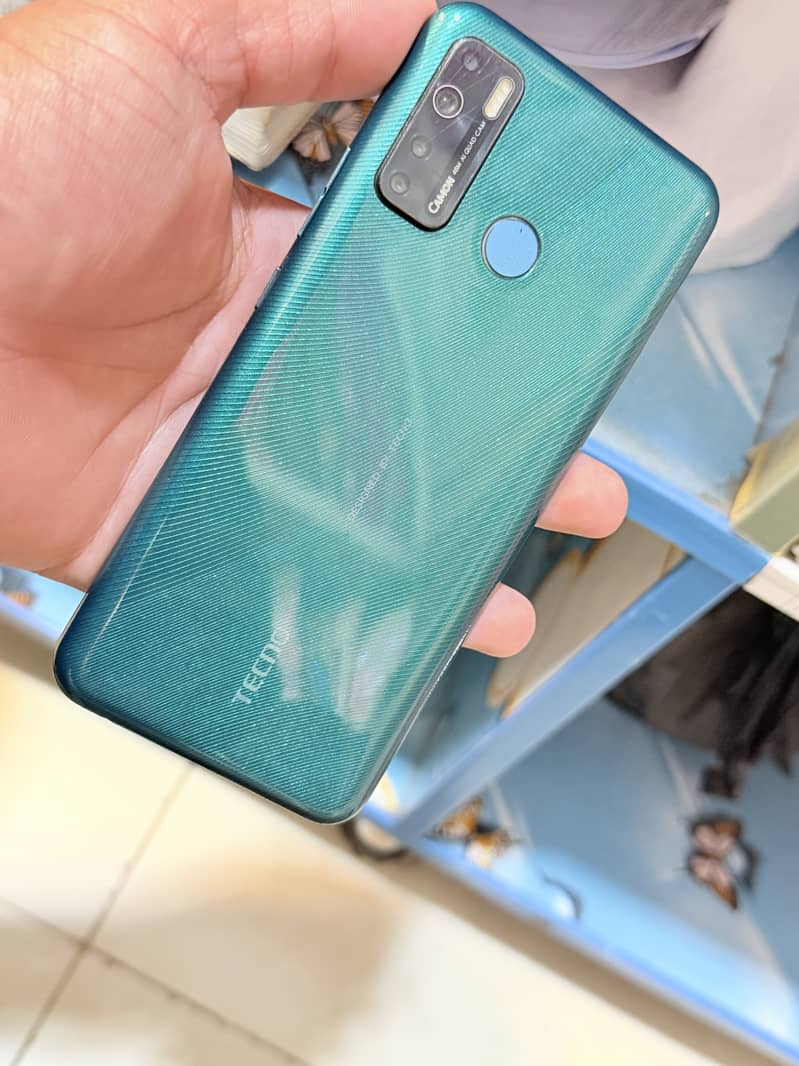 Tecno CAMON 15 2