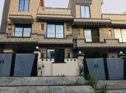 E-11/3 Beautiful Upper Portion Size 25/60 Very Reasonable Rent Prime Location