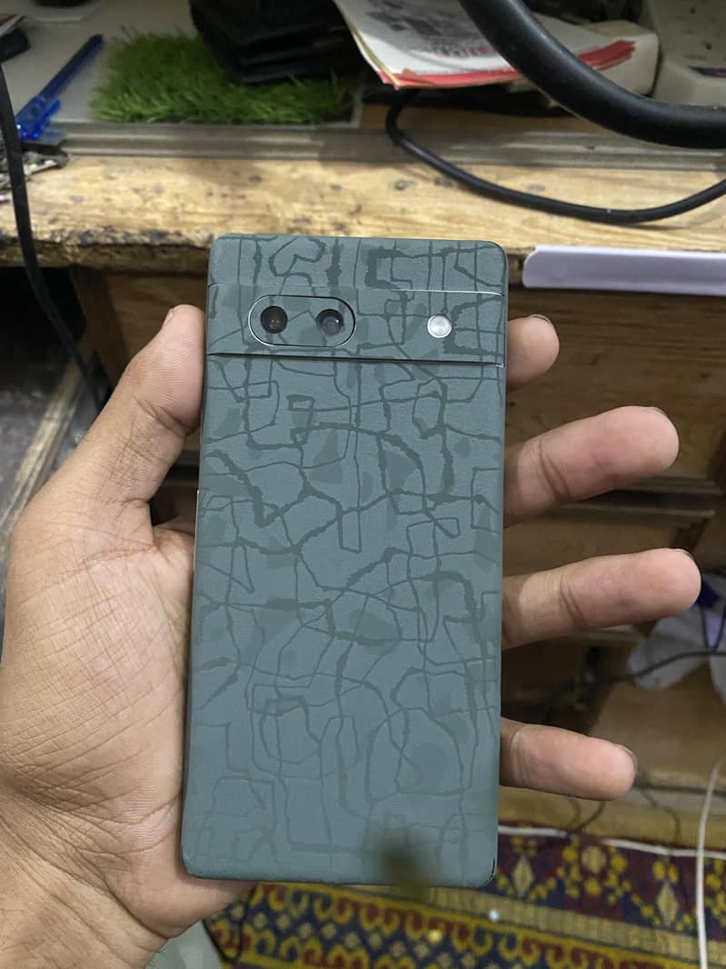 Google Pixel 7a 1