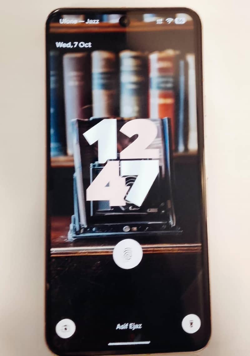 Google Pixel 8 2