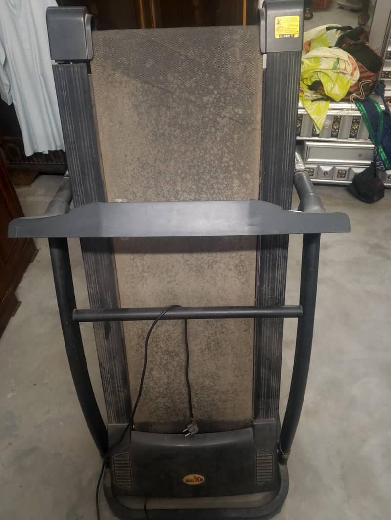 Incline treadmill 3
