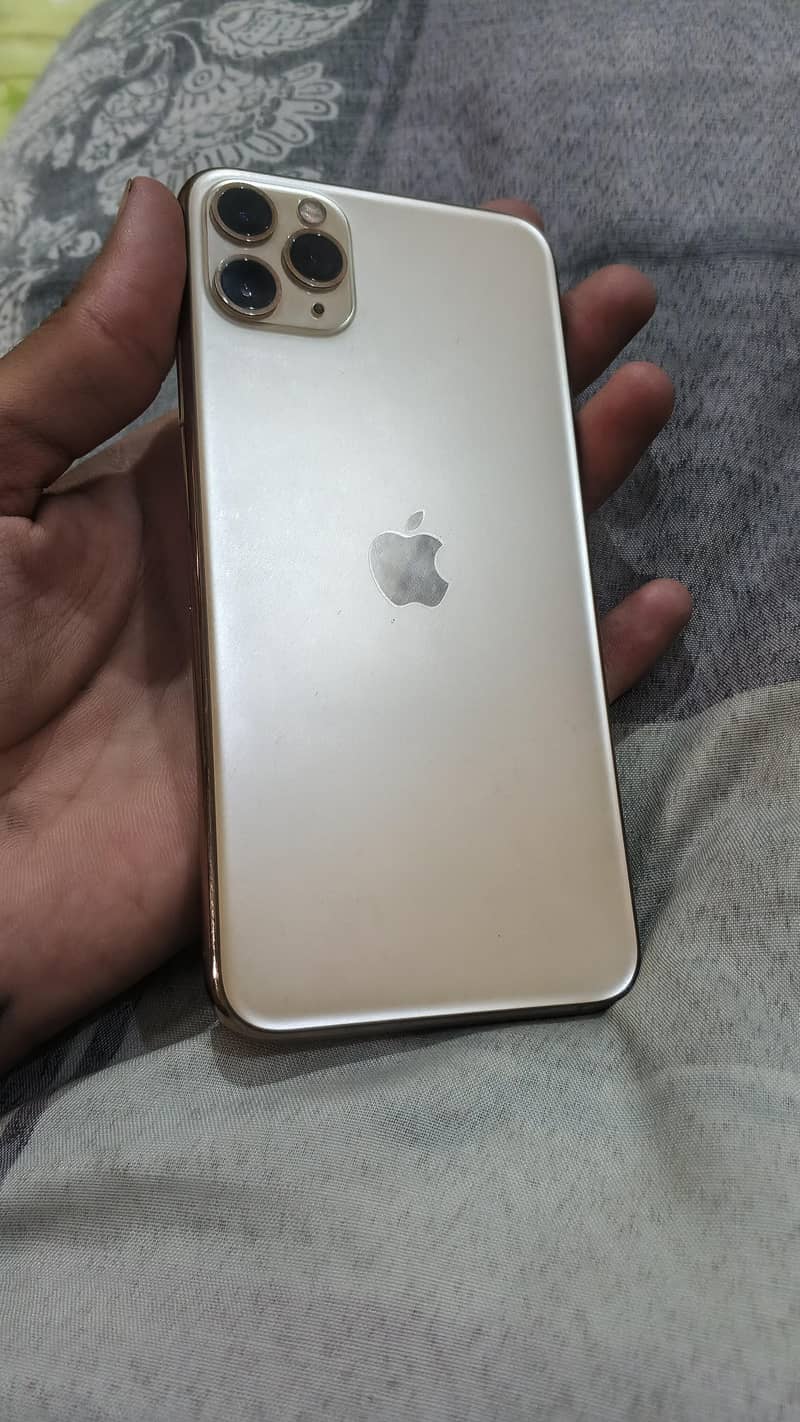 Apple iPhone 11 Pro Max 3
