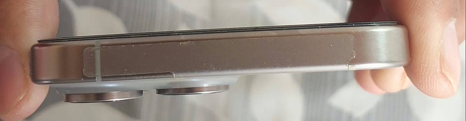 Apple iPhone 15 Pro Max 4
