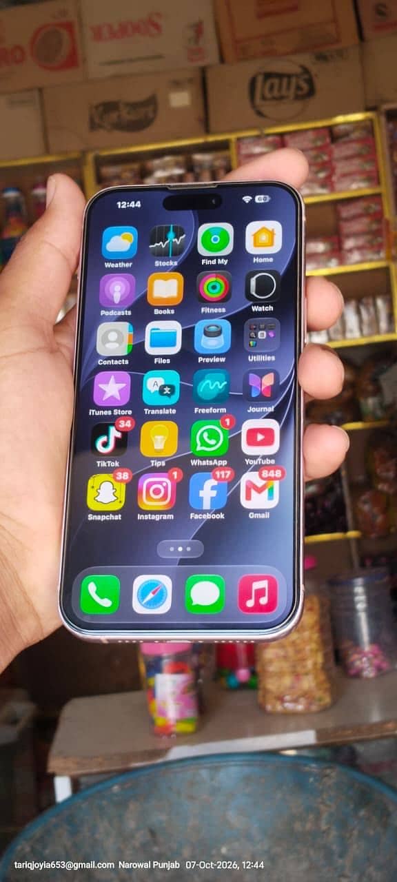 Apple iPhone 15 plus 0