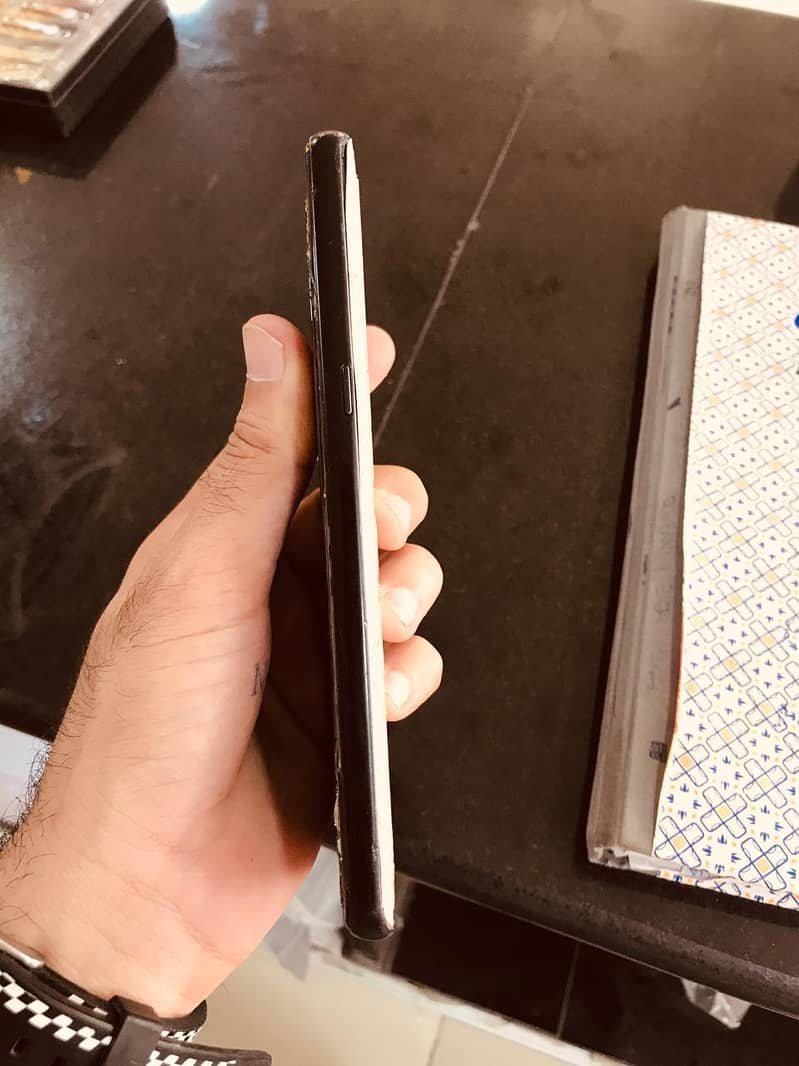 Samsung Mobile Note 8 2