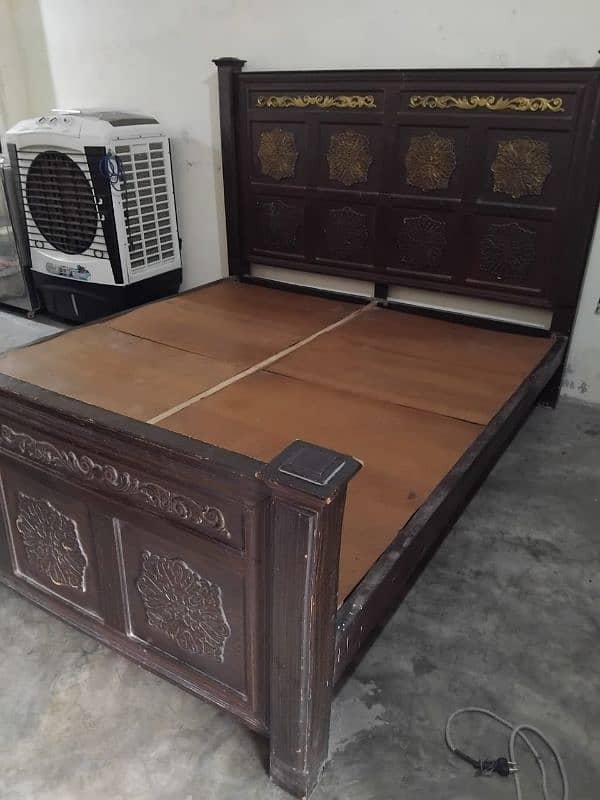 Bed +1 Side Table + Mirror Good Condition 7