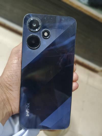Infinix Hot 30 Play