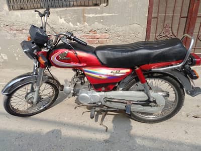 Honda CD 70, 2014 One Handed Used, 10 by 9 condition Lahore