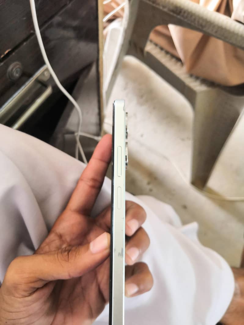 Realme Note 60x 6