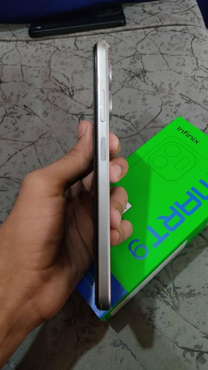 Infinix Smart 9 2