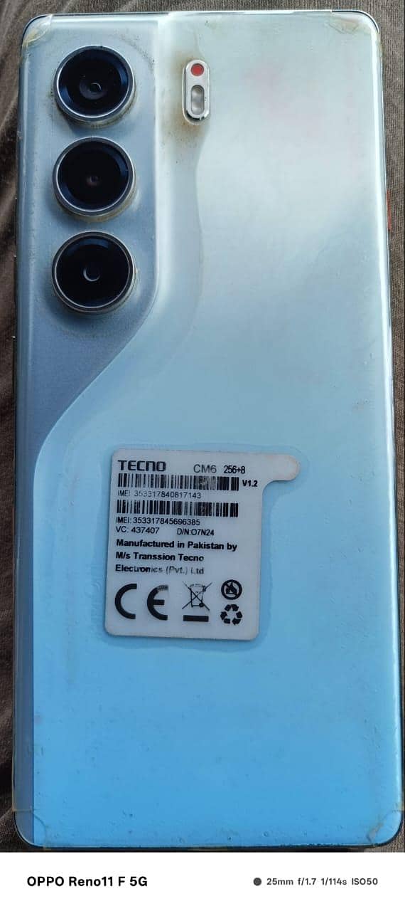 Tecno CAMON 40 Pro 1