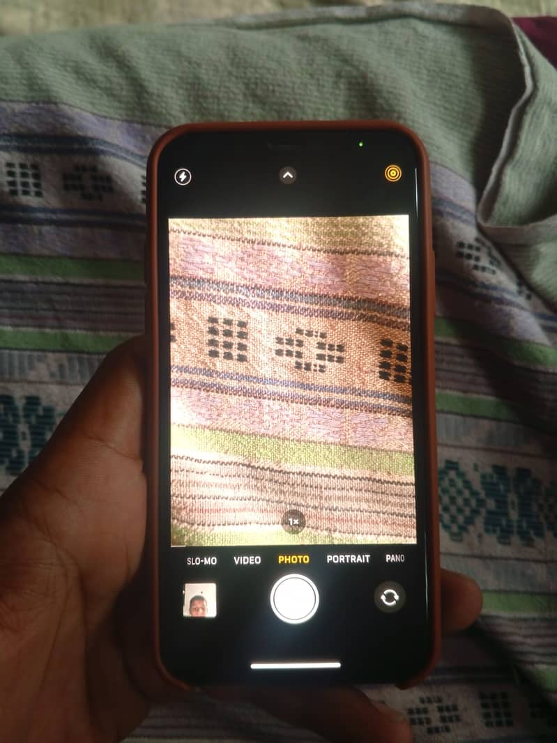 Apple iPhone XS 3