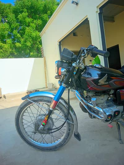 Honda 125 Black 22 mode. l 1.4 Lac price