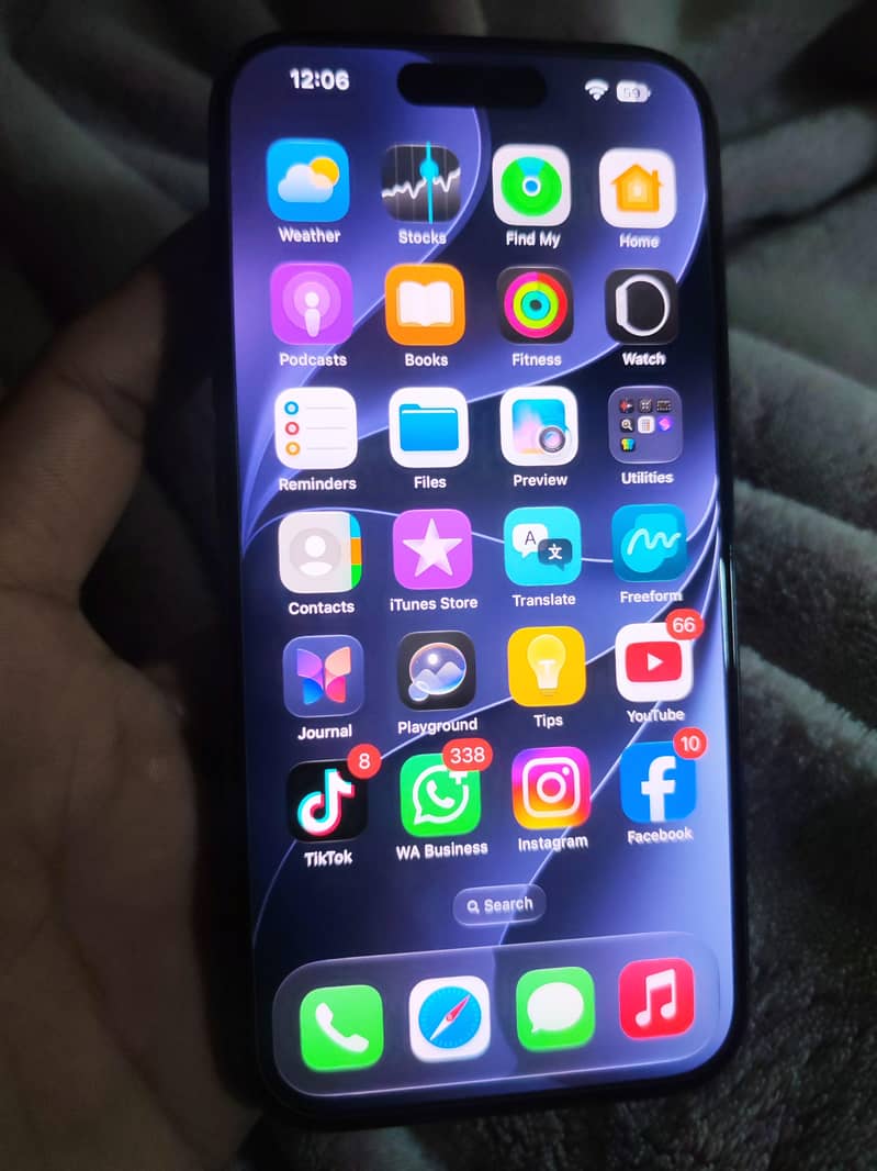 Apple iPhone 15 Pro 1