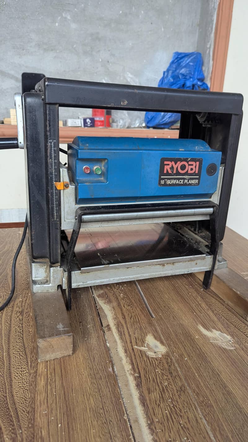 Surface planer 1