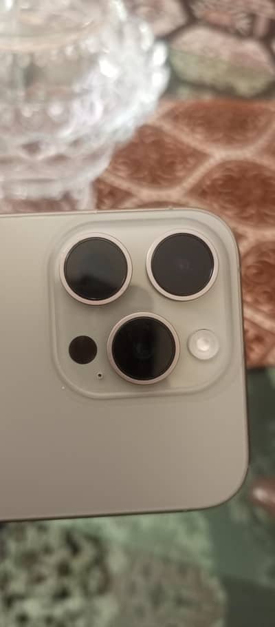 Apple iPhone 15 Pro