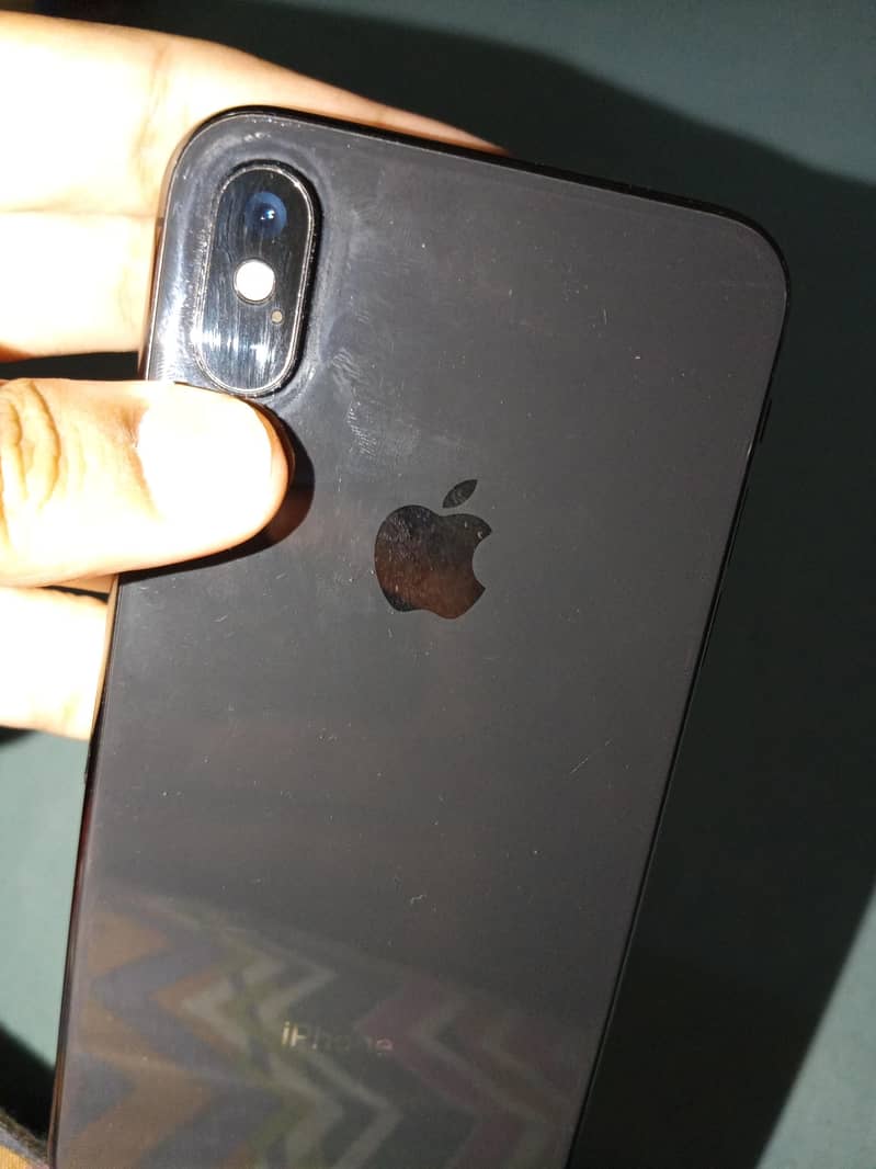 Apple iPhone X 3