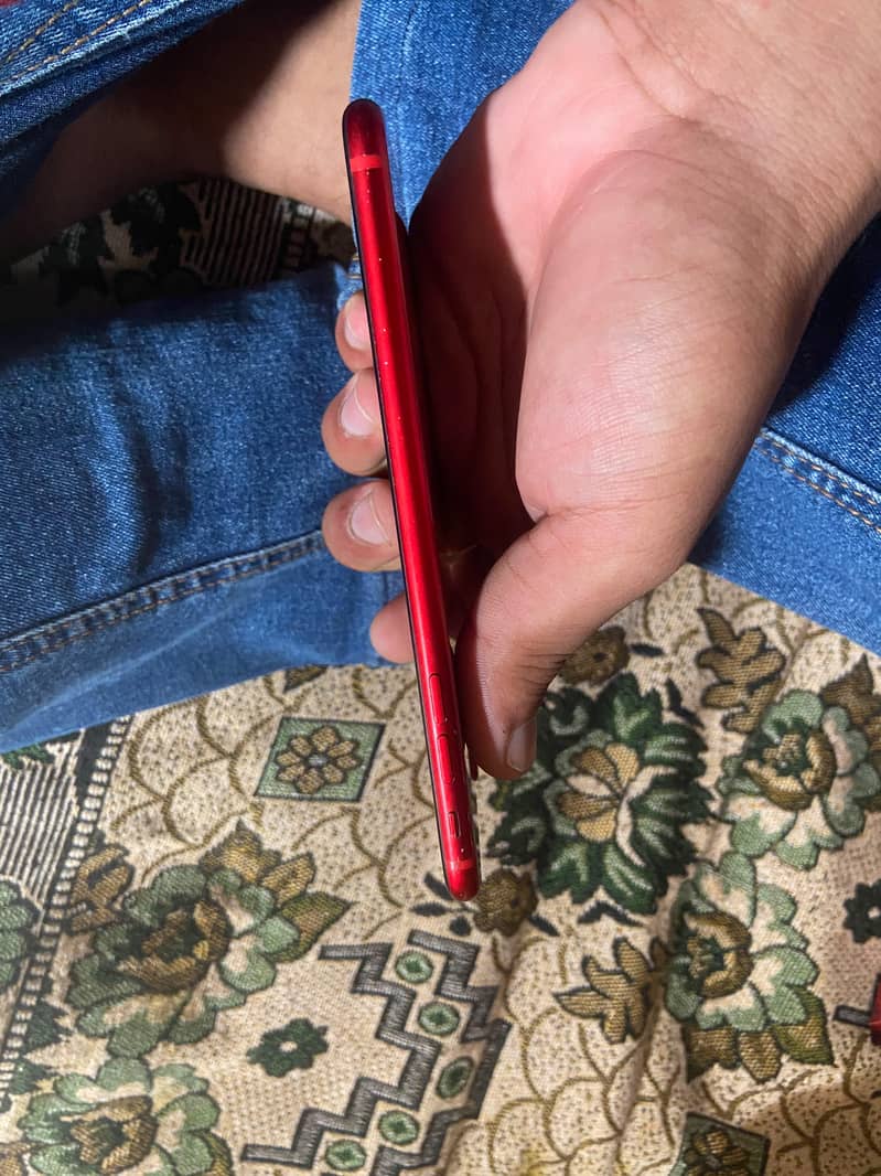 Apple iPhone 8 Plus 5