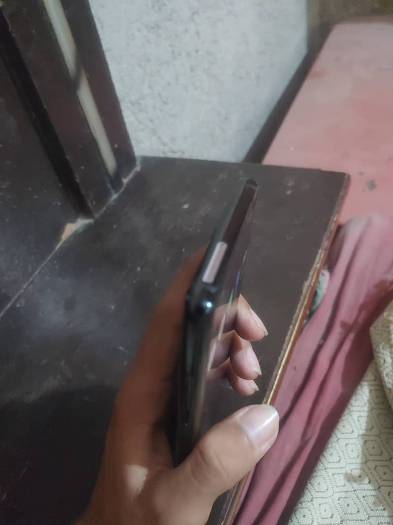 Samsung Mobile Note 8 7