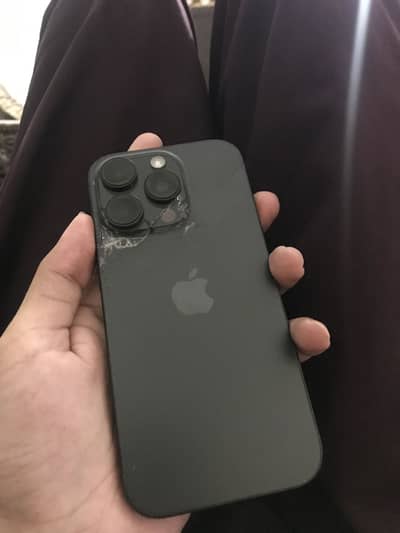 Apple iPhone 16 Pro jv