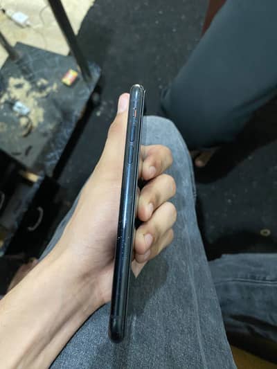 Apple iPhone XR