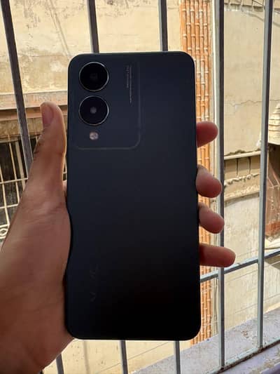 Vivo Y17s