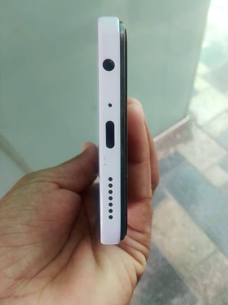 Tecno Camon 19 5