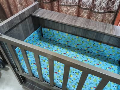 Strong Baby Cot. for long Term use.